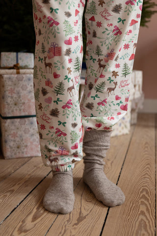 Cozy Christmas Sweatset (Adults), Mistletoe