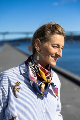 Silketørklæde, Origins, Burgundy