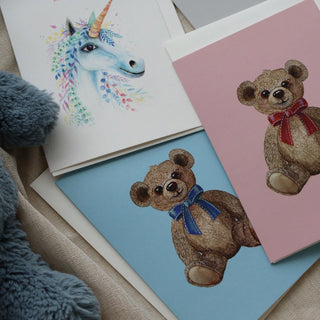 Vikt kort, Play, Blue Bow Teddy